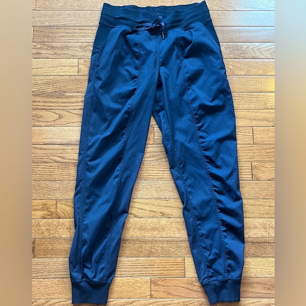 Lululemon navy blue joggers